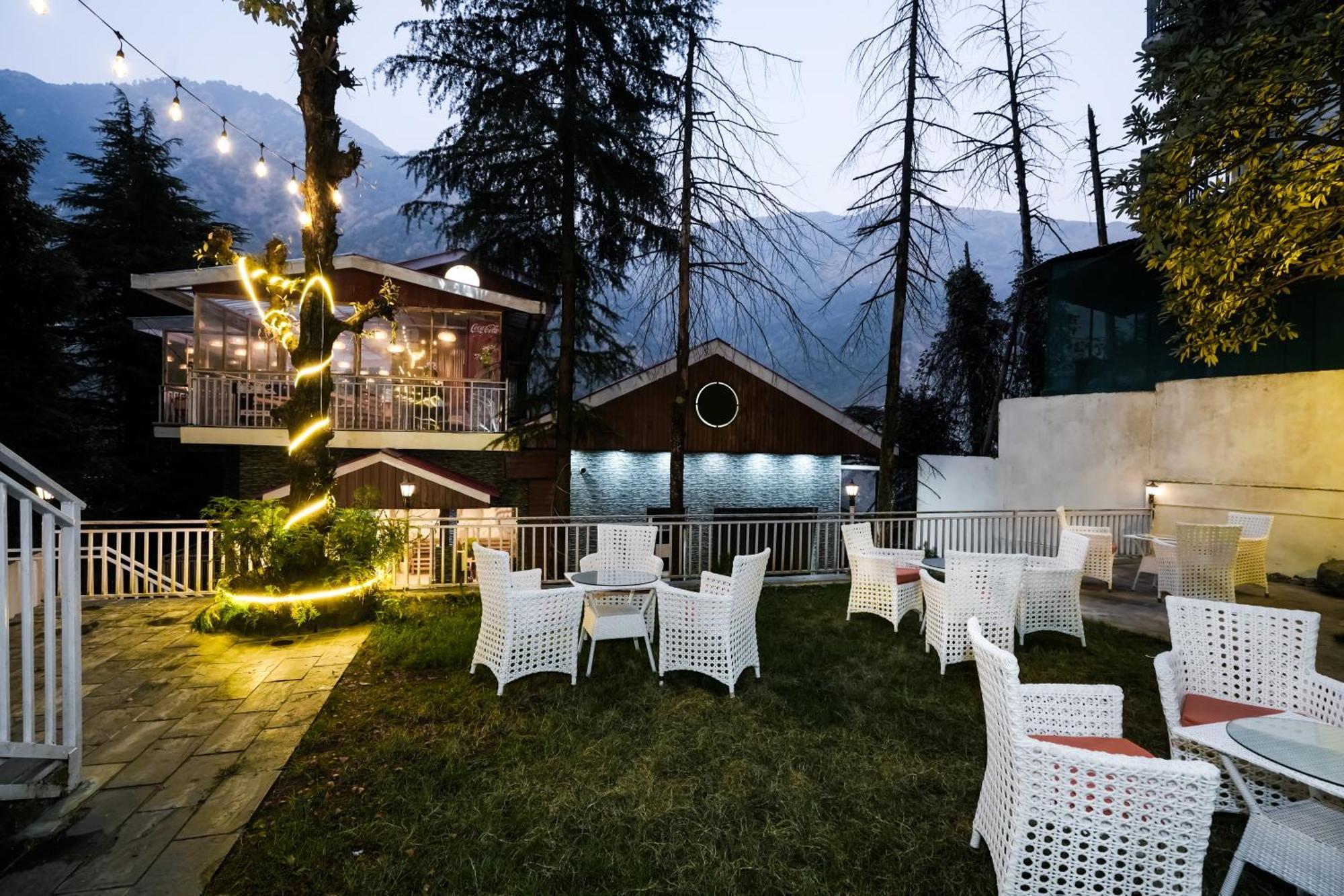 Хостел The Bunksters Mcleodganj, Dharmkot Мак-Леод-Гейндж Экстерьер фото